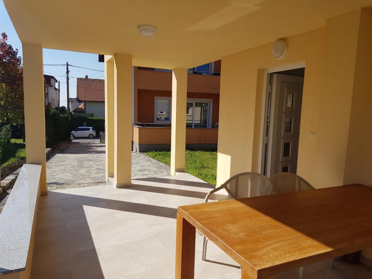 Minihaus In Zagreb Apartment เซสเวเต ภายนอก รูปภาพ