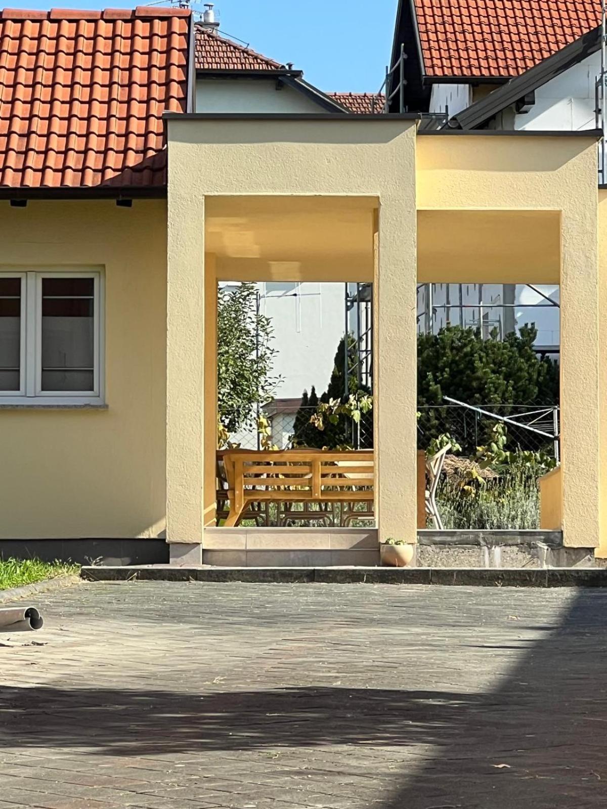 Minihaus In Zagreb Apartment เซสเวเต ภายนอก รูปภาพ